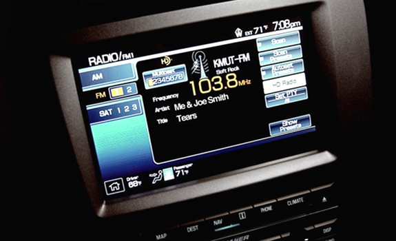 car radio screen, car radio display, car radio interface, Ford Mustang